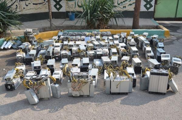 32 دستگاه ماینر قاچاق در کرمان کشف شد 32 دستگاه ماینر قاچاق در کرمان کشف شد