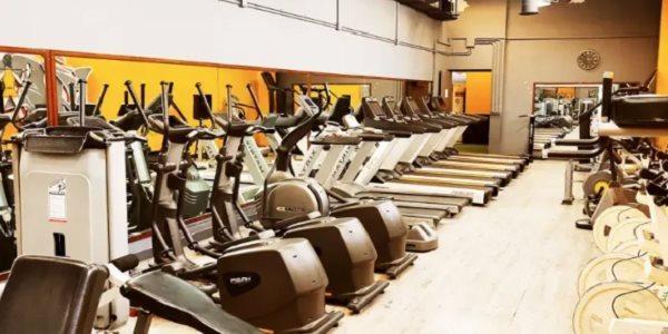 راهنمای جامع برترین باشگاه های بدنسازی بانوان پاسداران (1404): تجربه ای لوکس در مسیر تناسب اندام